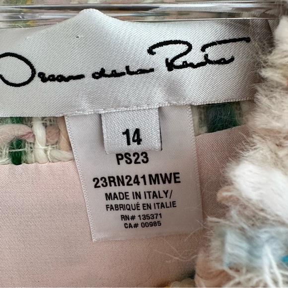 *$2990 New Oscar de la Renta Boucle Dress - Picture 8 of 15